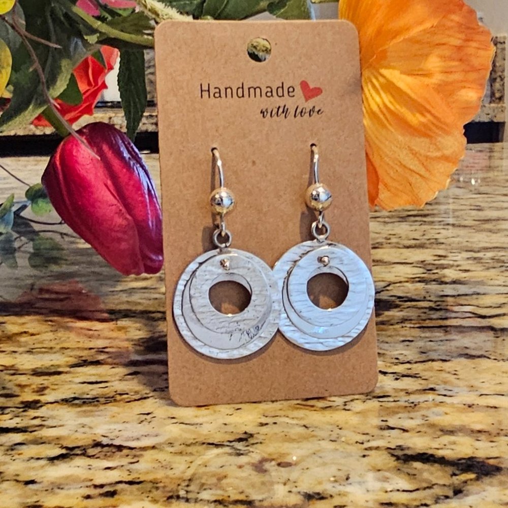 NEW PERUVIAN Handmade-Beautiful 3 circles dangle silver earrings
